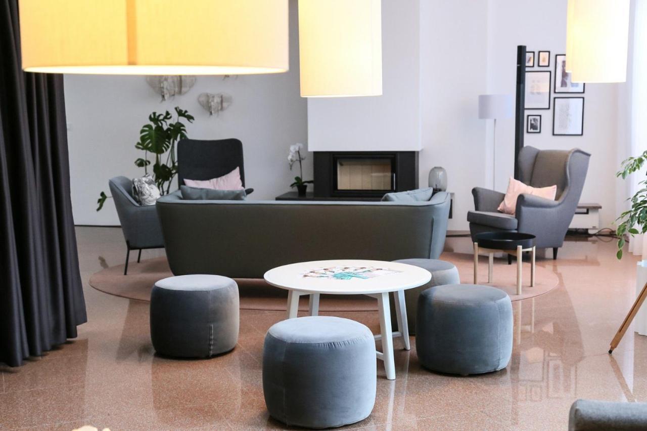 Wellness Studio! Finnish Sauna, Whirlpool, Gym & More! Prague Ngoại thất bức ảnh